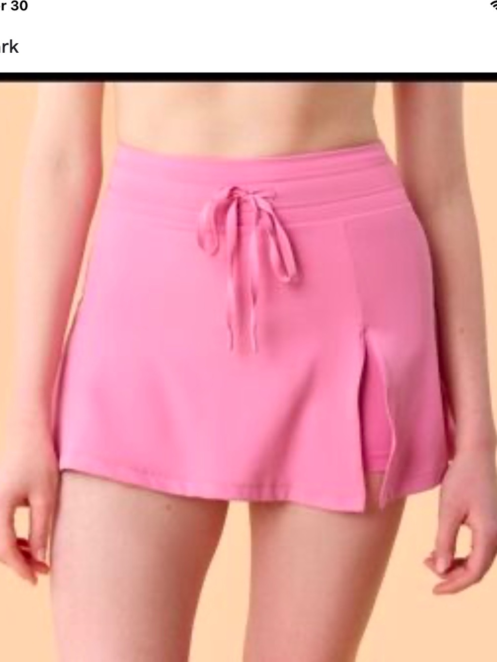 NWOT  BLOGILATES Women’s Activewear Wrap Skort Shorts. Pink. M